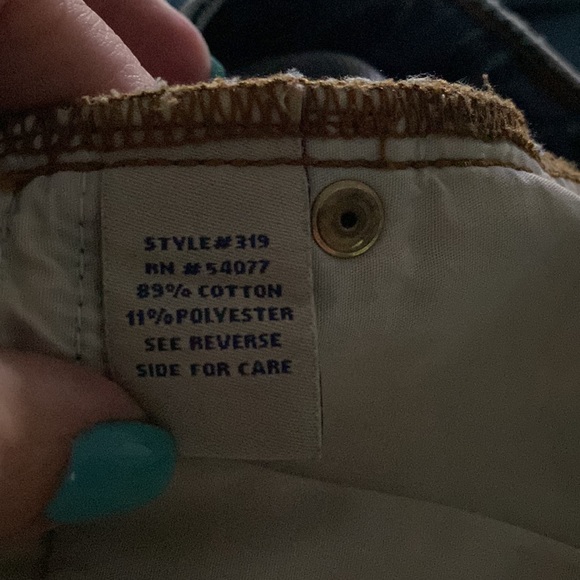 CAbi Jeans - 319 Ruby Jeans - Picture 4 of 5